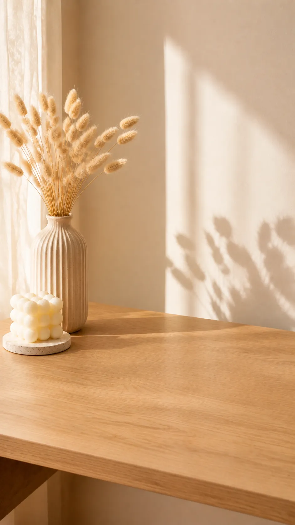 Minimalist vase with dried grass and candle on table｜AI Image Generation Prompts