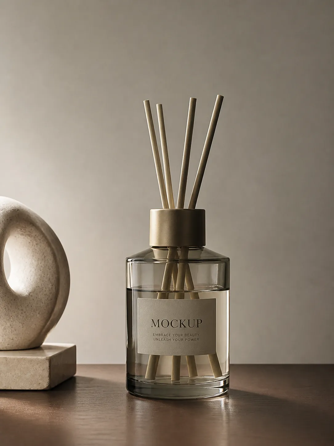 Reed Diffuser Mockup Bottle on Wooden Table｜AI Image Generation Prompts