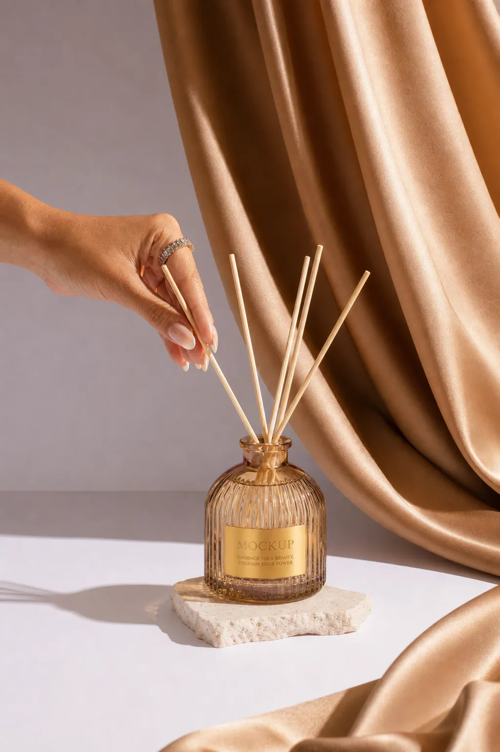 Hand Placing Reed Diffuser Mockup｜AI Image Generation Prompts